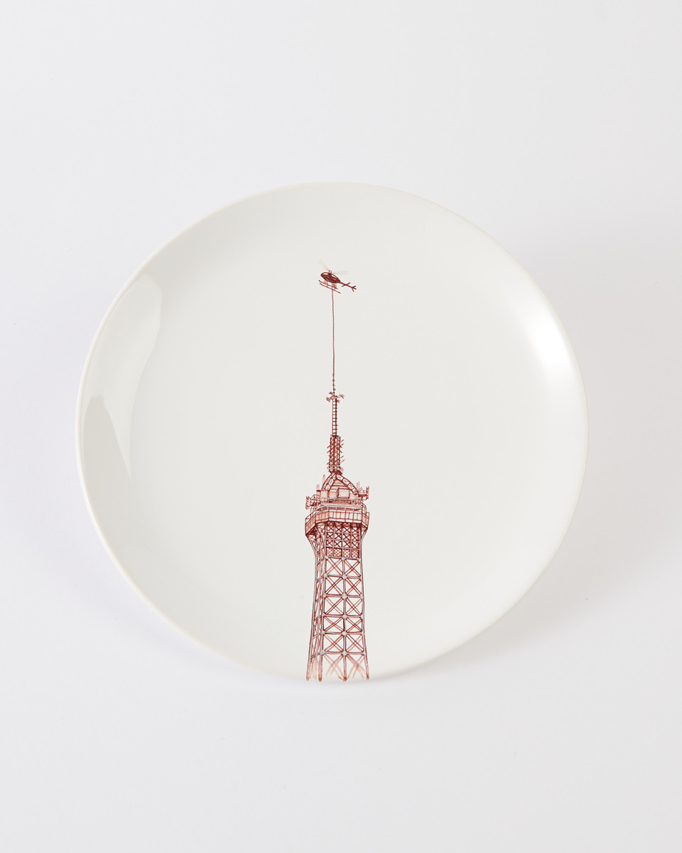 Plate Faïencerie Georges from the 330 Meters Collection